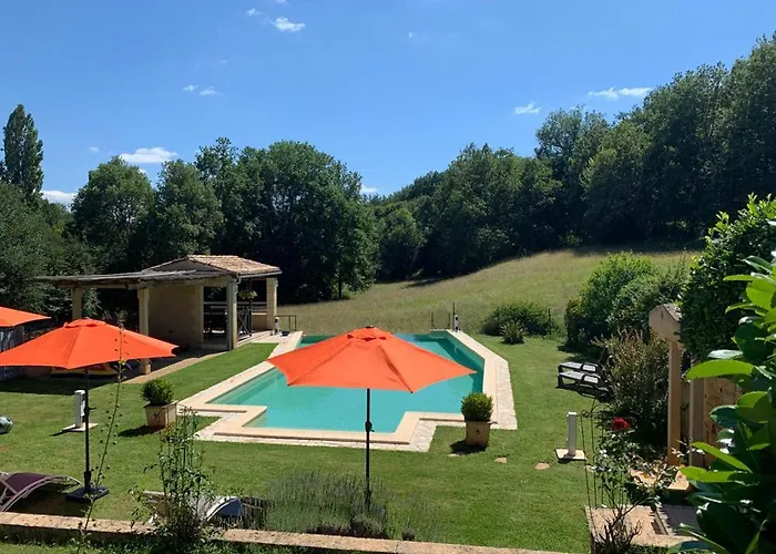 Au Coin Des Arbres - Genevrier * Biron (Dordogne)